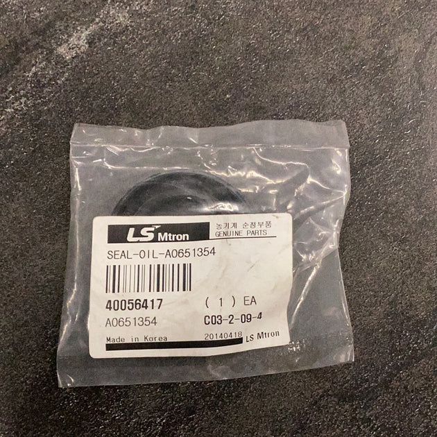 LS Tractor Seal Oil , 40056417