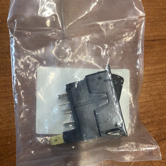 LS Tractor Switch Hazard, 40032530