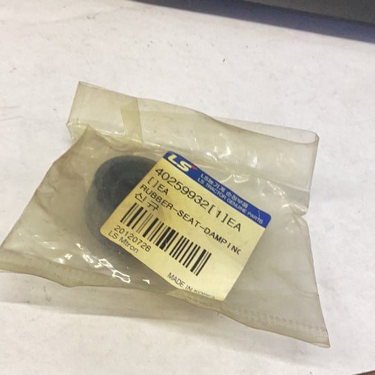 LS Tractor Rubber Seat, 40259932
