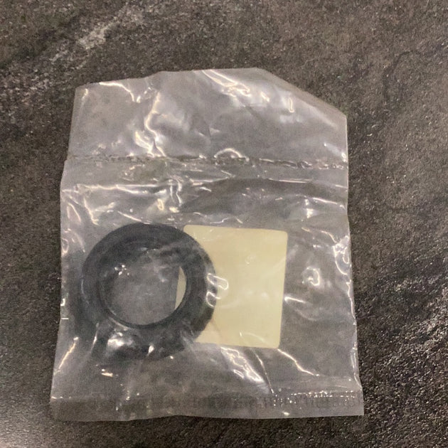 LS Tractor Seal Oil, 40194977