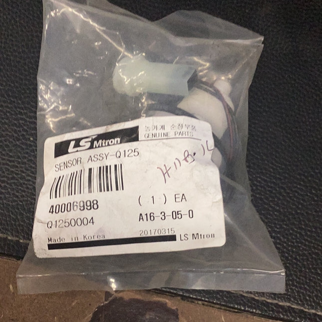 LS Tractor Sensor Assembly, 40006998