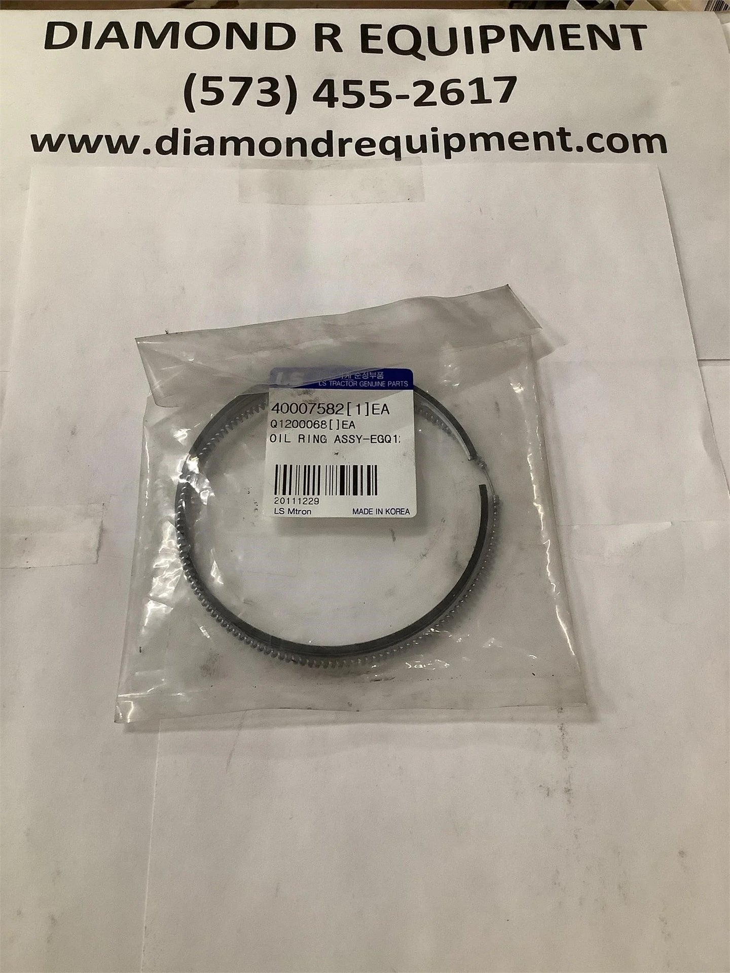 LS Tractor Oil Ring Assembly 40007582